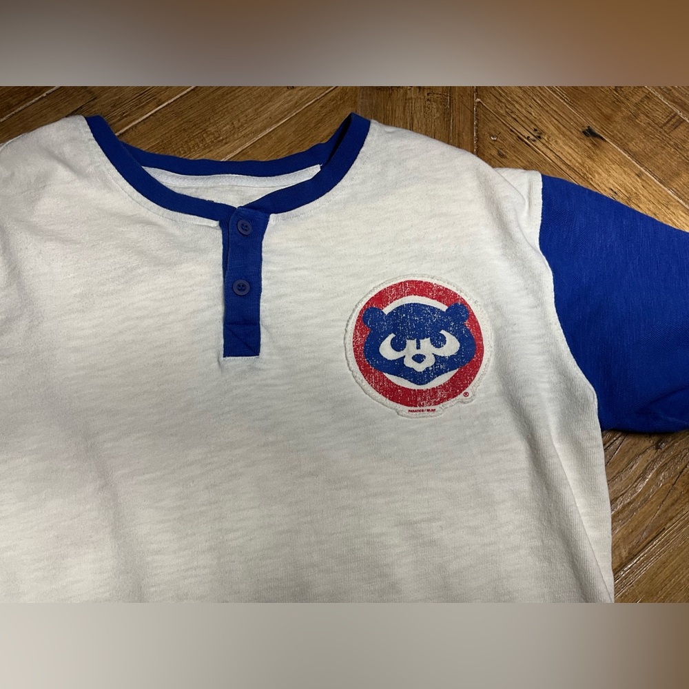 Men's Chicago Cubs Fanatics Cream/Royal True Classics Henley T-Shirt - size XL - Picture 3 of 9